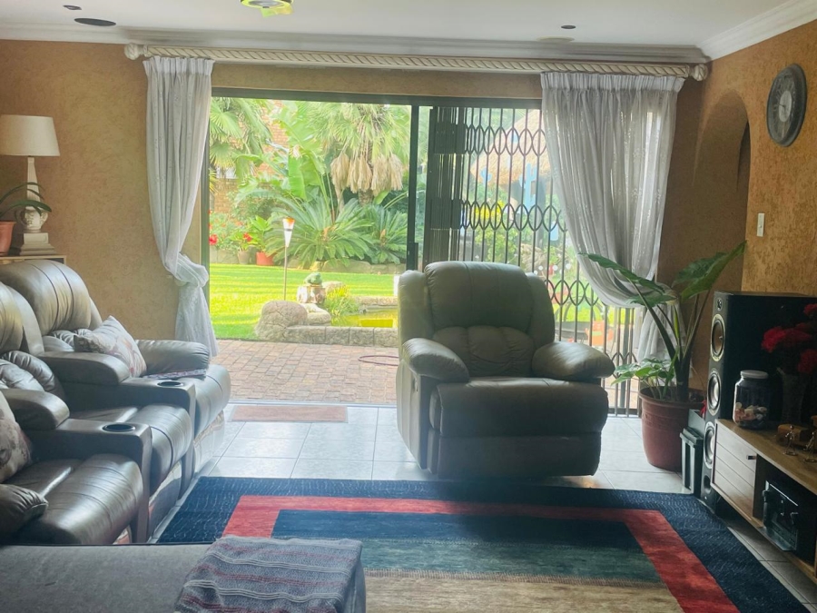 To Let 3 Bedroom Property for Rent in Sunward Park Gauteng