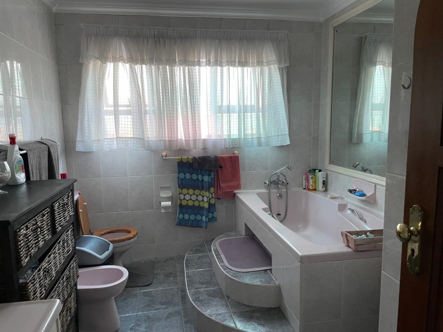 To Let 3 Bedroom Property for Rent in Sunward Park Gauteng