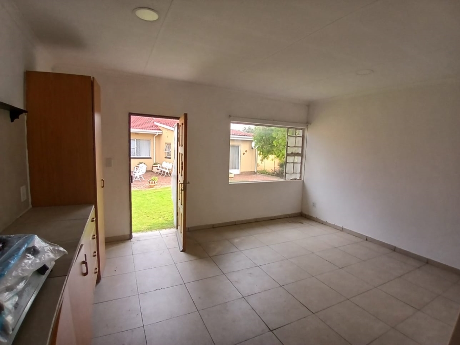 To Let 1 Bedroom Property for Rent in Elspark Gauteng
