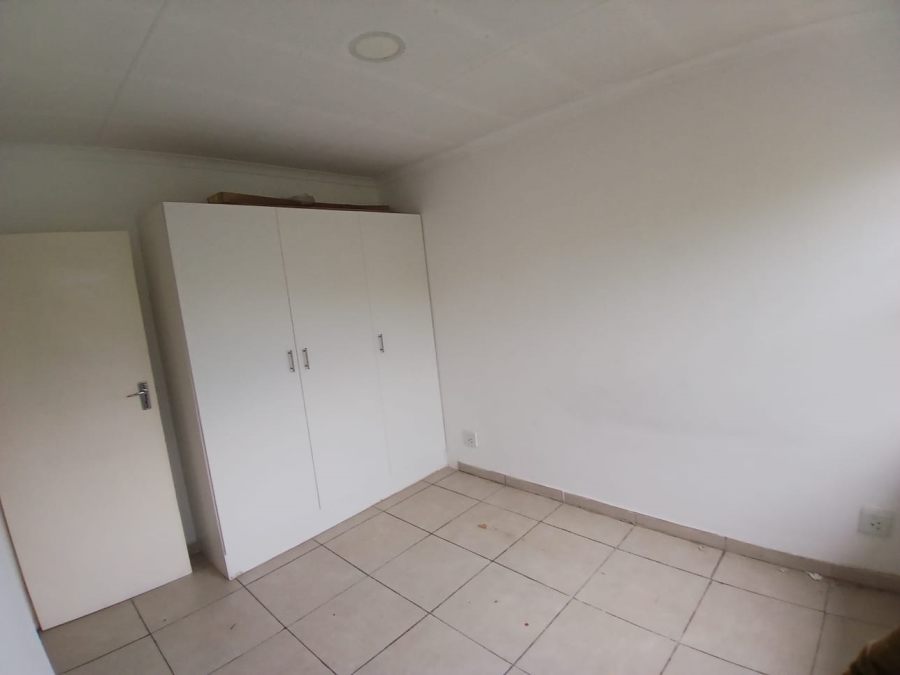 To Let 1 Bedroom Property for Rent in Elspark Gauteng