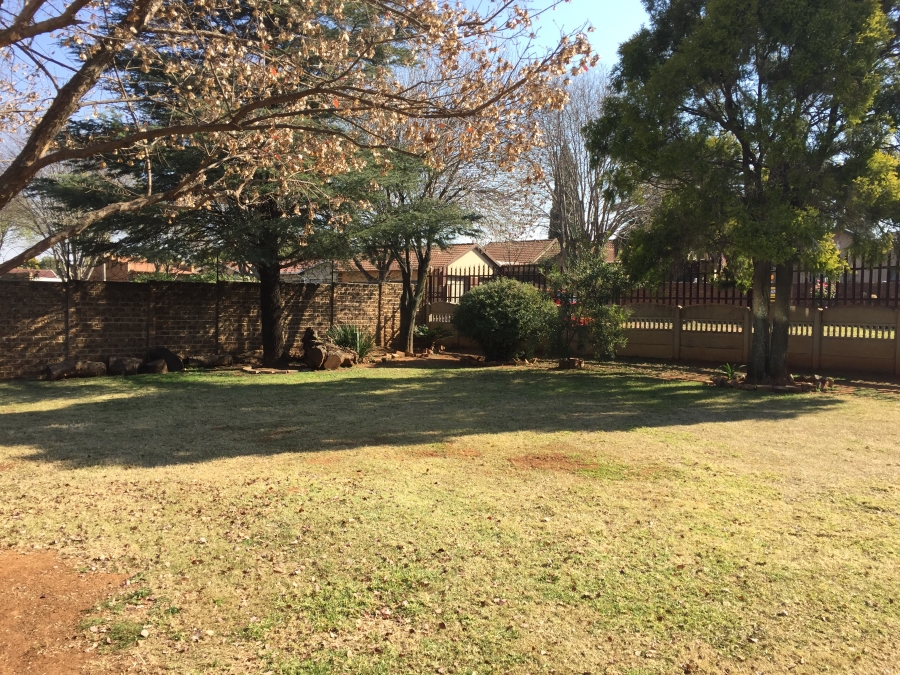 To Let 3 Bedroom Property for Rent in Elspark Gauteng