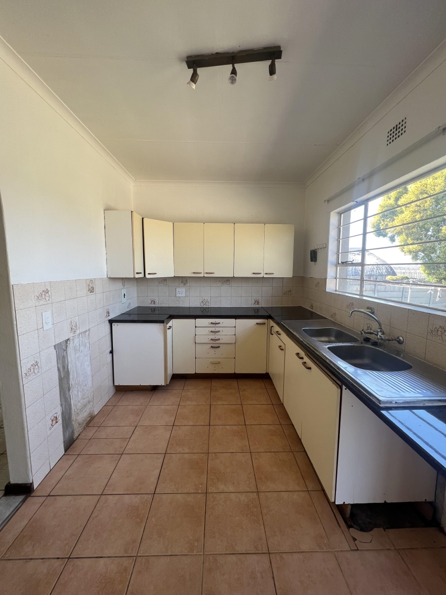 To Let 3 Bedroom Property for Rent in Elspark Gauteng