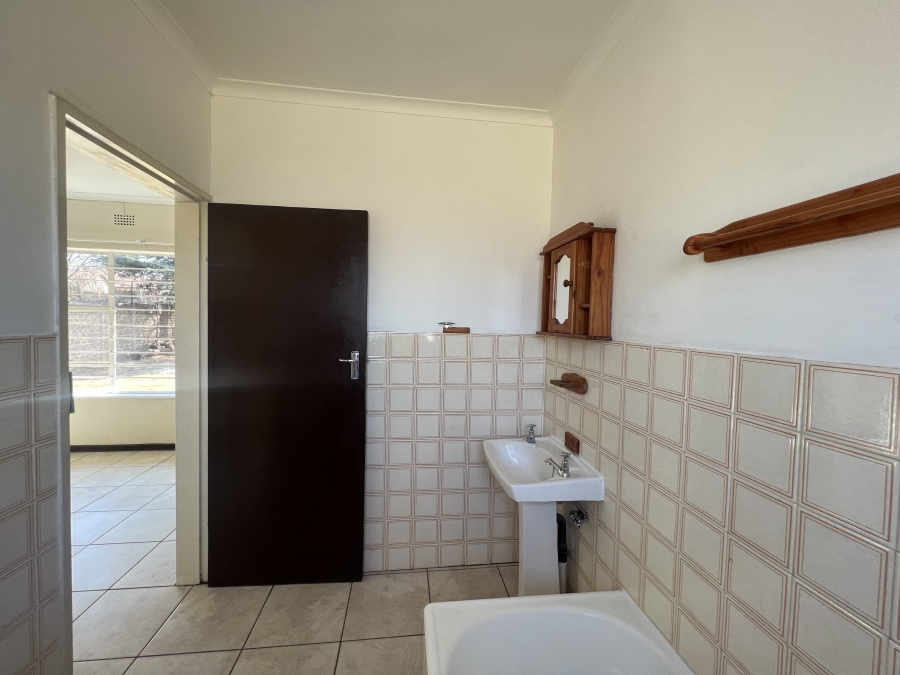 To Let 3 Bedroom Property for Rent in Elspark Gauteng