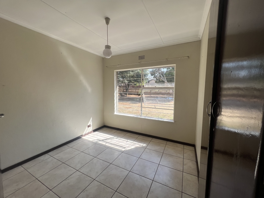 To Let 3 Bedroom Property for Rent in Elspark Gauteng