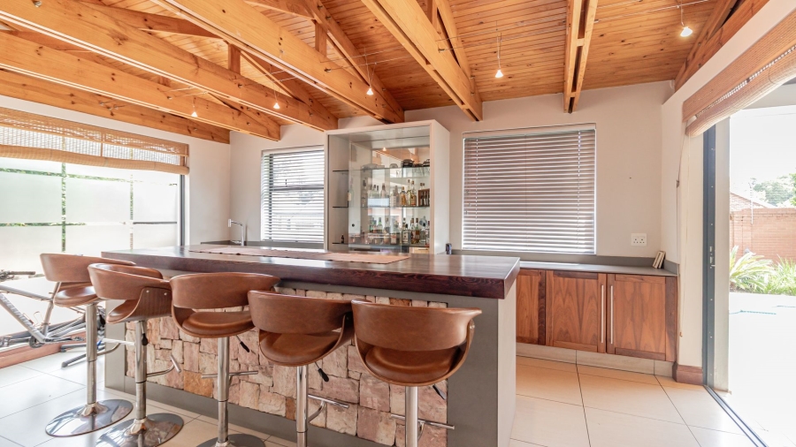 4 Bedroom Property for Sale in Klippoortjie Gauteng