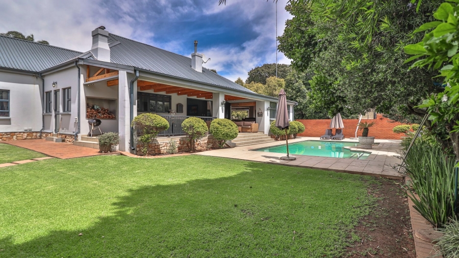 4 Bedroom Property for Sale in Klippoortjie Gauteng