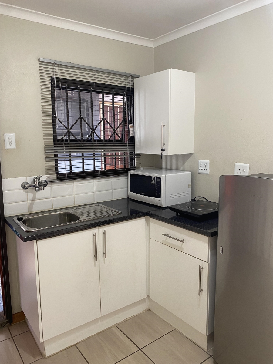 2 Bedroom Property for Sale in Riviera Gauteng