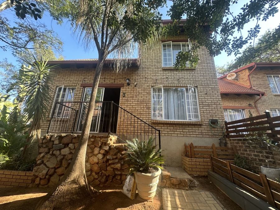 2 Bedroom Property for Sale in Meyerspark Gauteng
