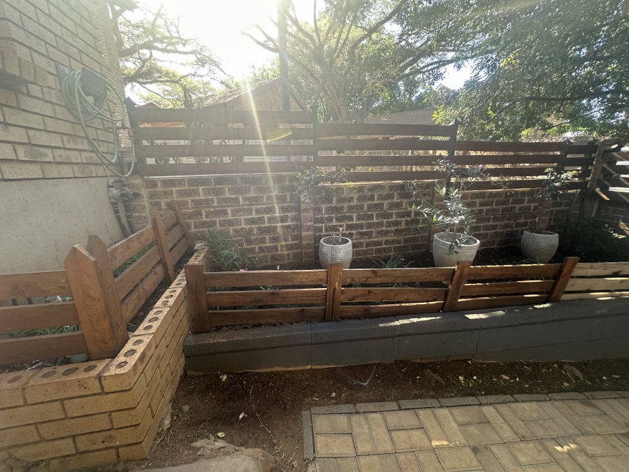 2 Bedroom Property for Sale in Meyerspark Gauteng
