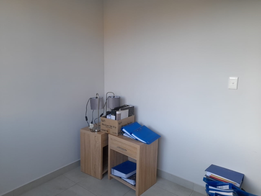 To Let 2 Bedroom Property for Rent in Hazeldean Gauteng