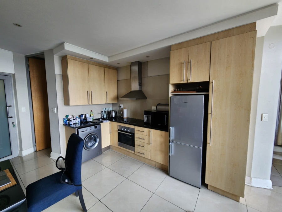 To Let 1 Bedroom Property for Rent in Sandown Gauteng