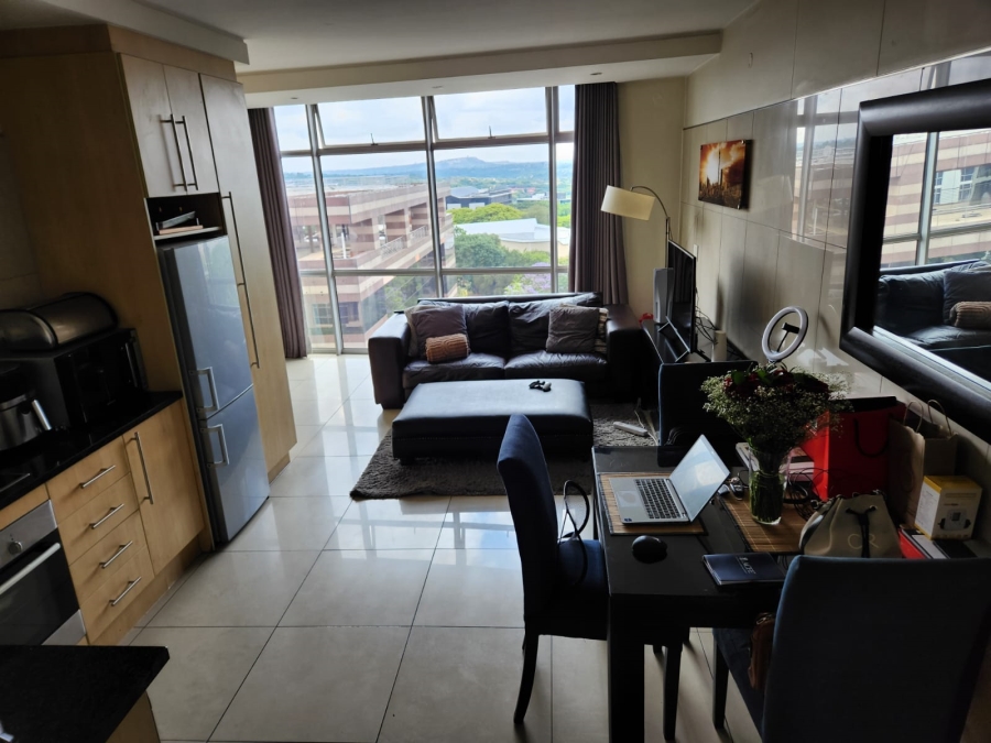 To Let 1 Bedroom Property for Rent in Sandown Gauteng