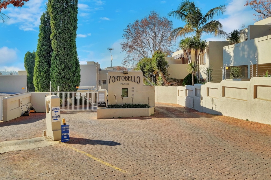 1 Bedroom Property for Sale in Morningside Gauteng