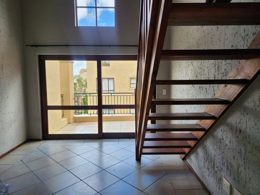 To Let 2 Bedroom Property for Rent in Lonehill Gauteng