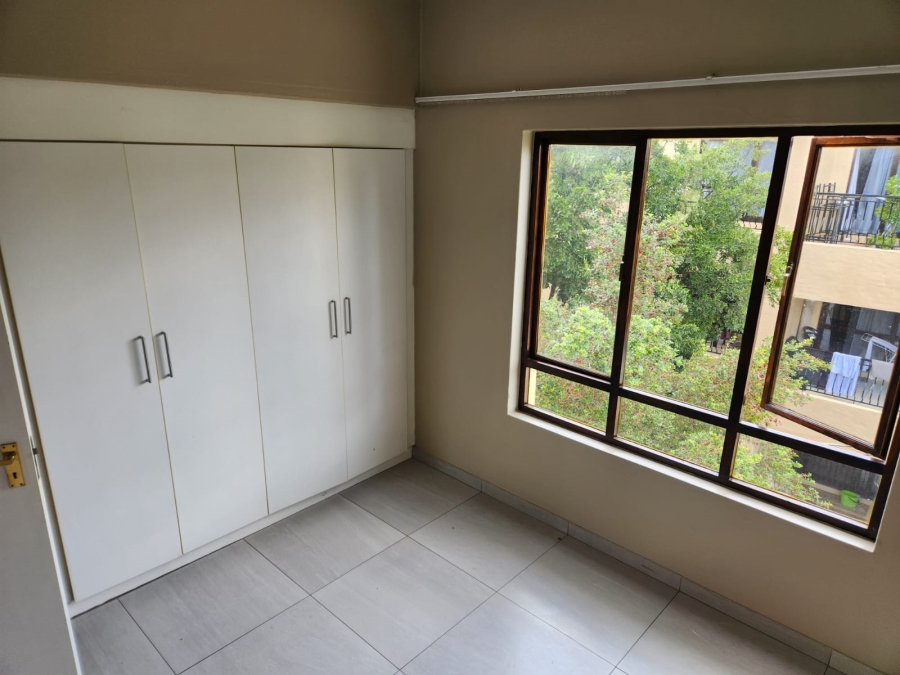To Let 2 Bedroom Property for Rent in Lonehill Gauteng