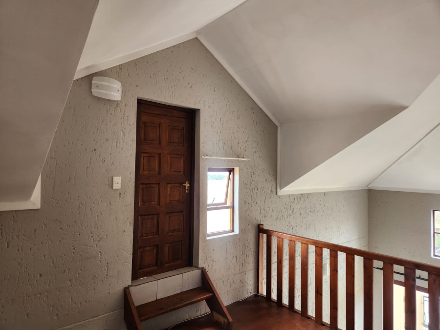 To Let 2 Bedroom Property for Rent in Lonehill Gauteng