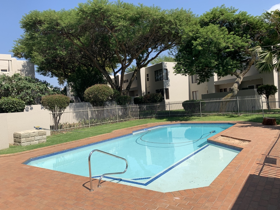 2 Bedroom Property for Sale in Sandown Gauteng