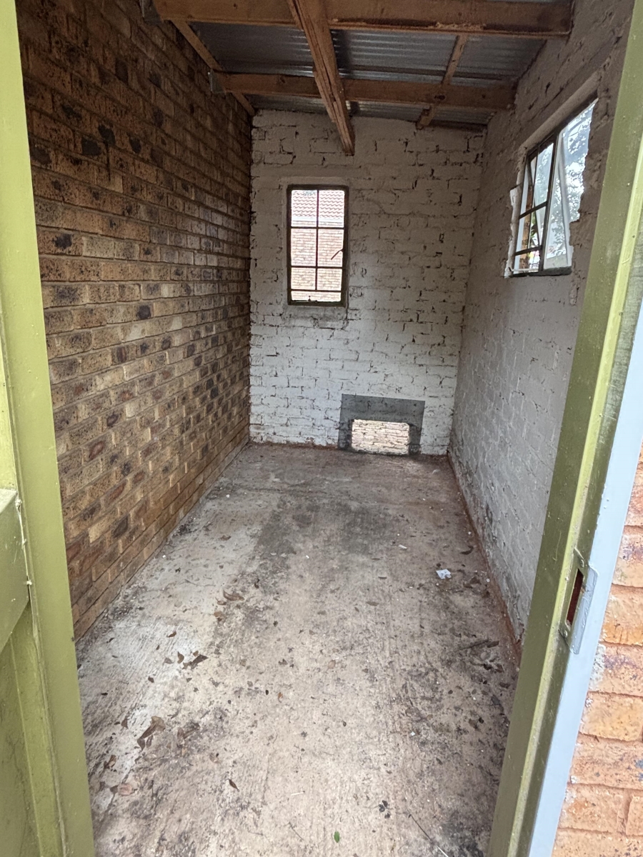3 Bedroom Property for Sale in Faerie Glen Gauteng