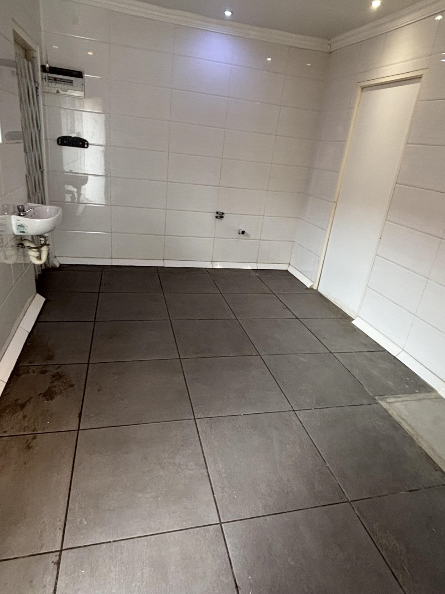 3 Bedroom Property for Sale in Faerie Glen Gauteng