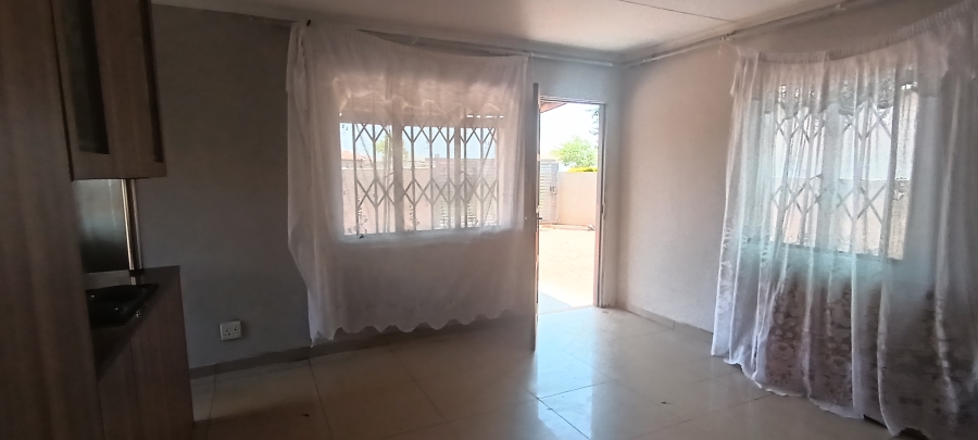 3 Bedroom Property for Sale in Windmill Park Gauteng