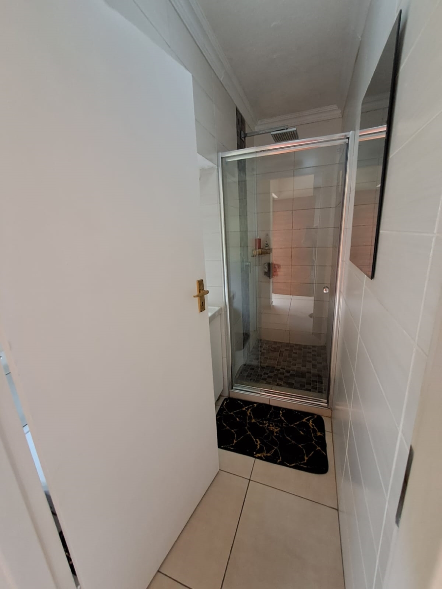 3 Bedroom Property for Sale in New Market Park Gauteng