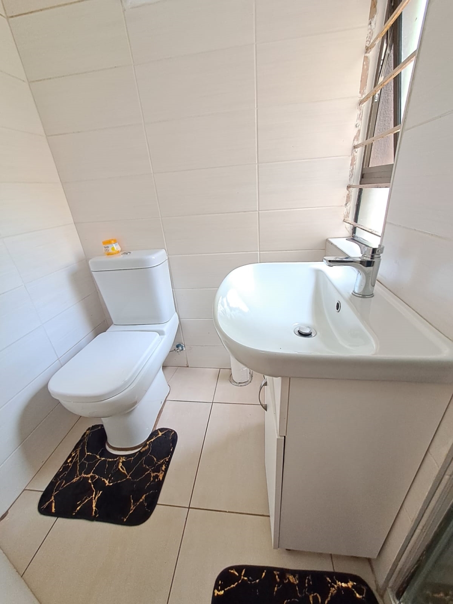 3 Bedroom Property for Sale in New Market Park Gauteng