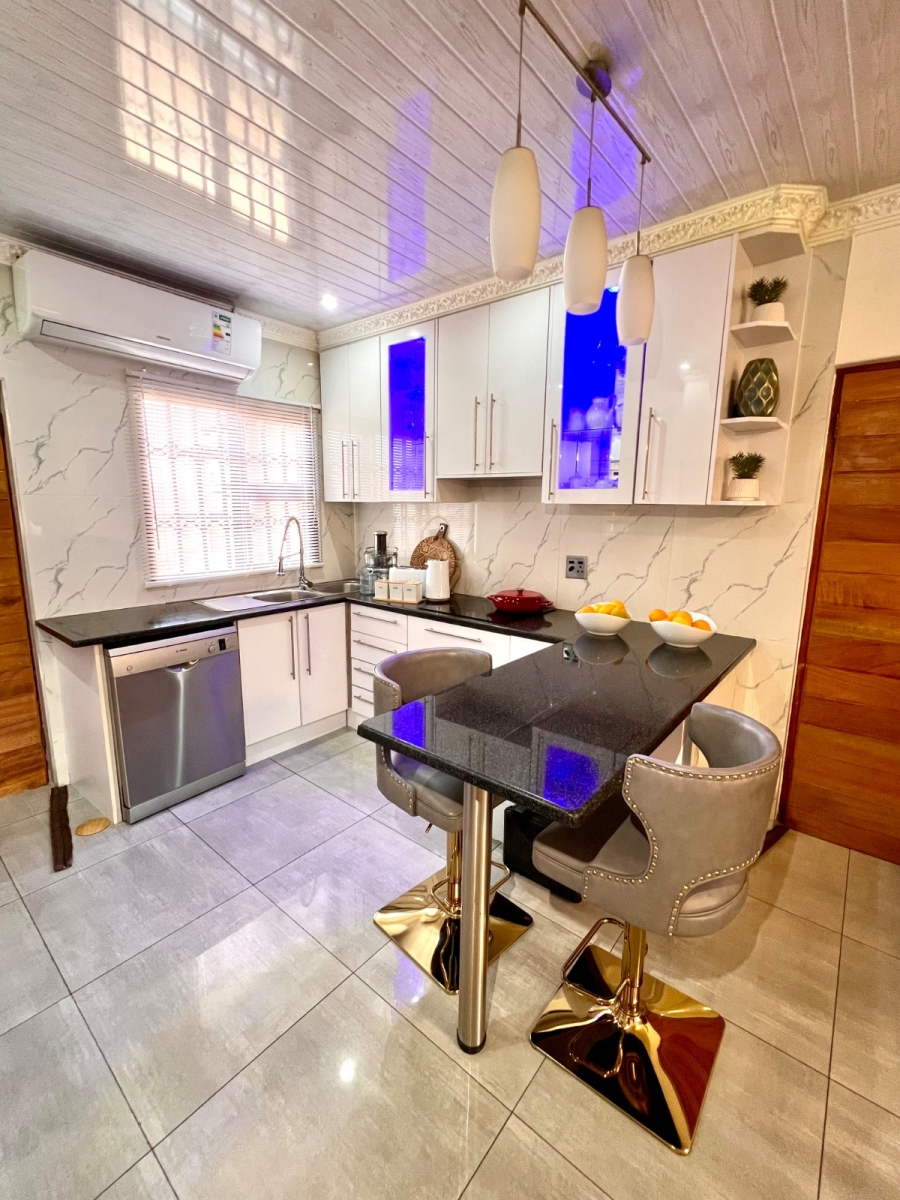 3 Bedroom Property for Sale in Albemarle Gauteng