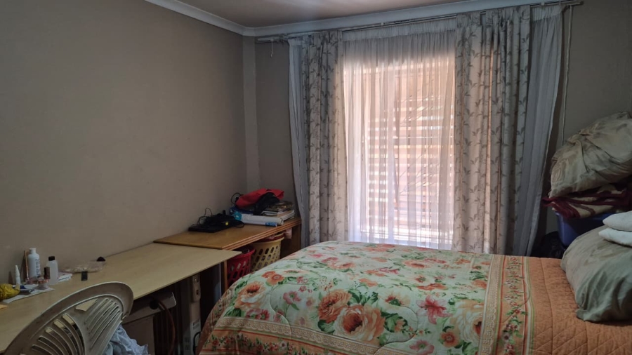 3 Bedroom Property for Sale in Daveyton Gauteng