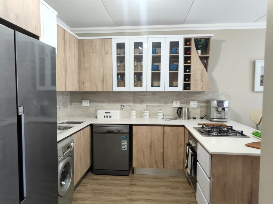 2 Bedroom Property for Sale in Kameeldrift East Gauteng