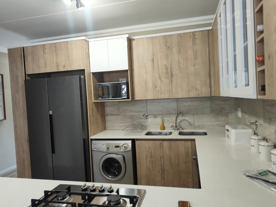 2 Bedroom Property for Sale in Kameeldrift East Gauteng
