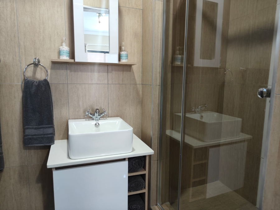 2 Bedroom Property for Sale in Kameeldrift East Gauteng