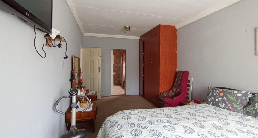 4 Bedroom Property for Sale in Bester Gauteng