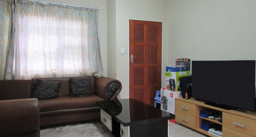 3 Bedroom Property for Sale in Azaadville Gauteng