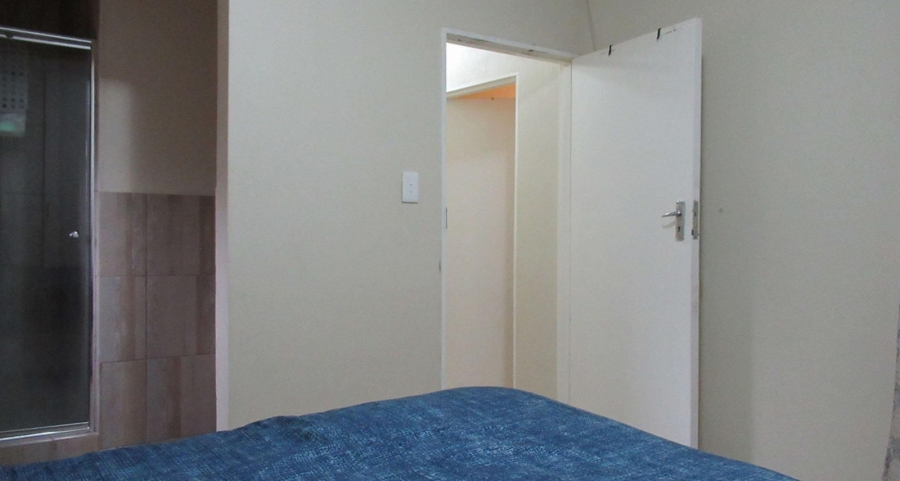 3 Bedroom Property for Sale in Azaadville Gauteng