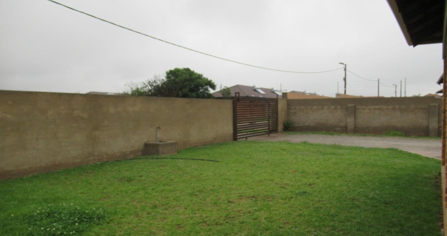 3 Bedroom Property for Sale in Azaadville Gauteng