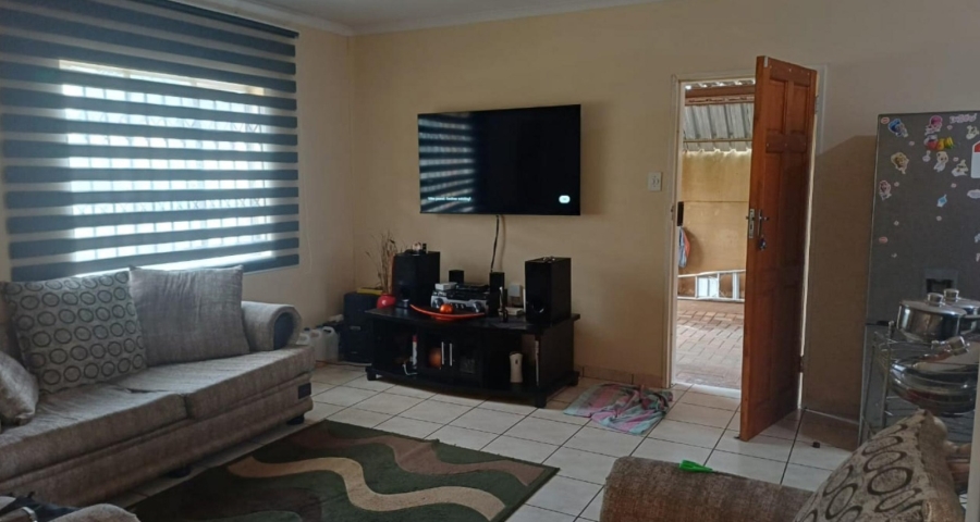 2 Bedroom Property for Sale in Glen Harvie Gauteng