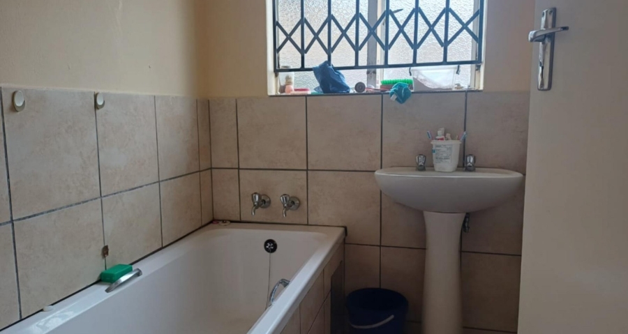2 Bedroom Property for Sale in Glen Harvie Gauteng