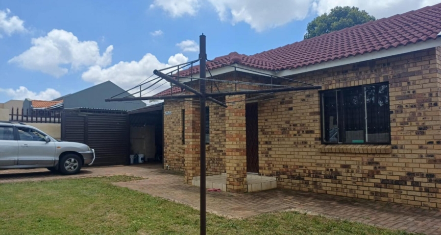 2 Bedroom Property for Sale in Glen Harvie Gauteng