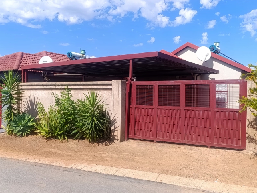 2 Bedroom Property for Sale in Soshanguve East Gauteng
