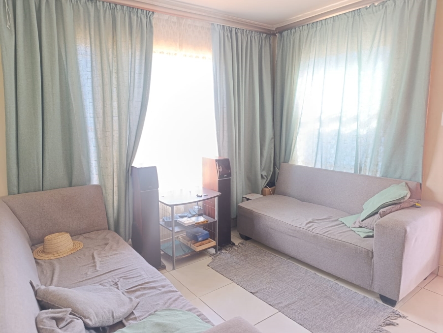 2 Bedroom Property for Sale in Soshanguve East Gauteng