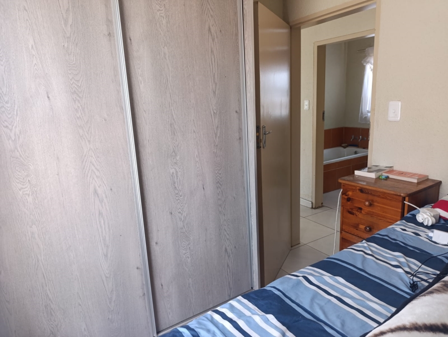 2 Bedroom Property for Sale in Soshanguve East Gauteng