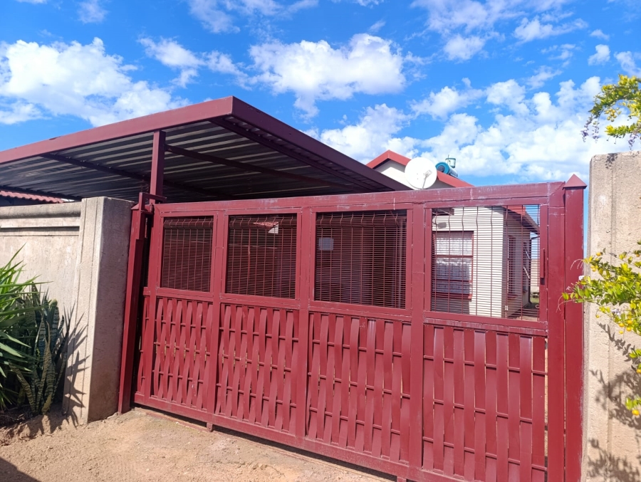 2 Bedroom Property for Sale in Soshanguve East Gauteng