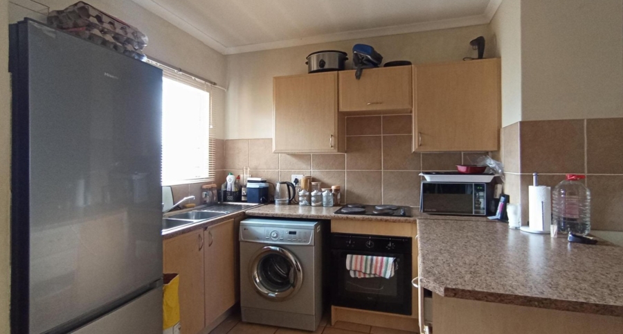 2 Bedroom Property for Sale in Annlin-wes Gauteng