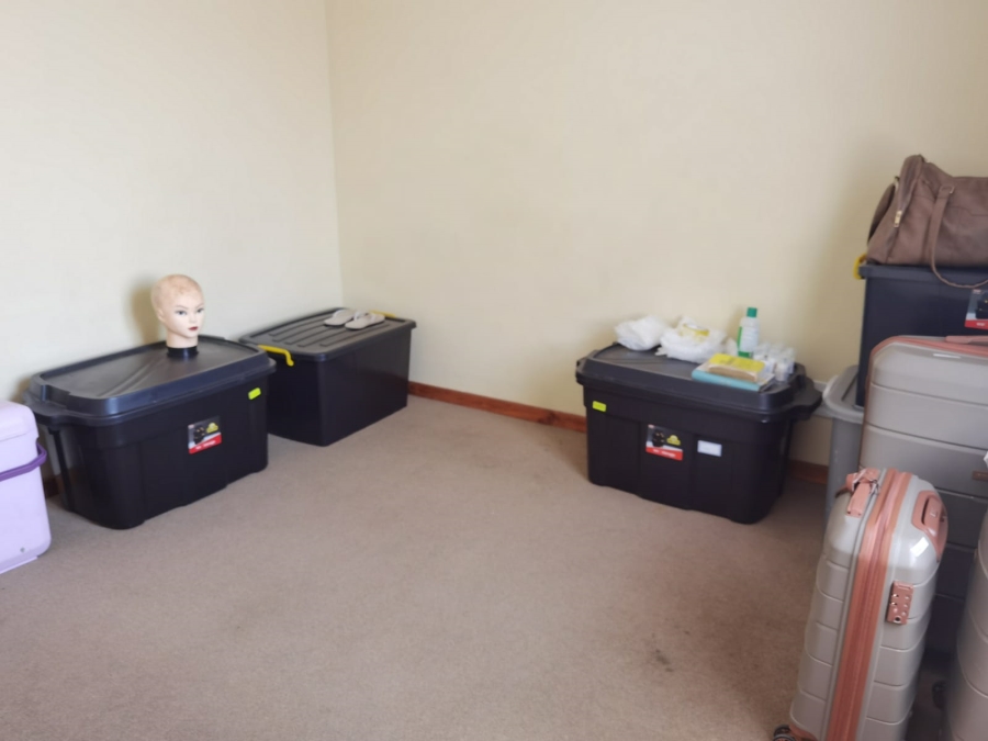 2 Bedroom Property for Sale in Annlin-wes Gauteng