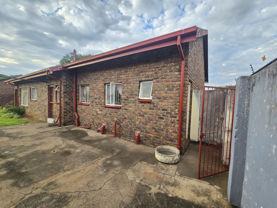 3 Bedroom Property for Sale in Bester Gauteng