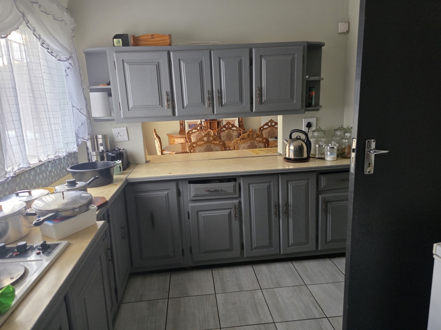 3 Bedroom Property for Sale in Bester Gauteng