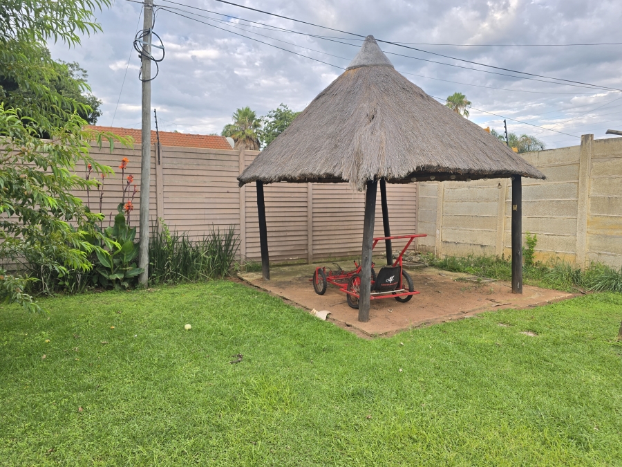 3 Bedroom Property for Sale in Bester Gauteng