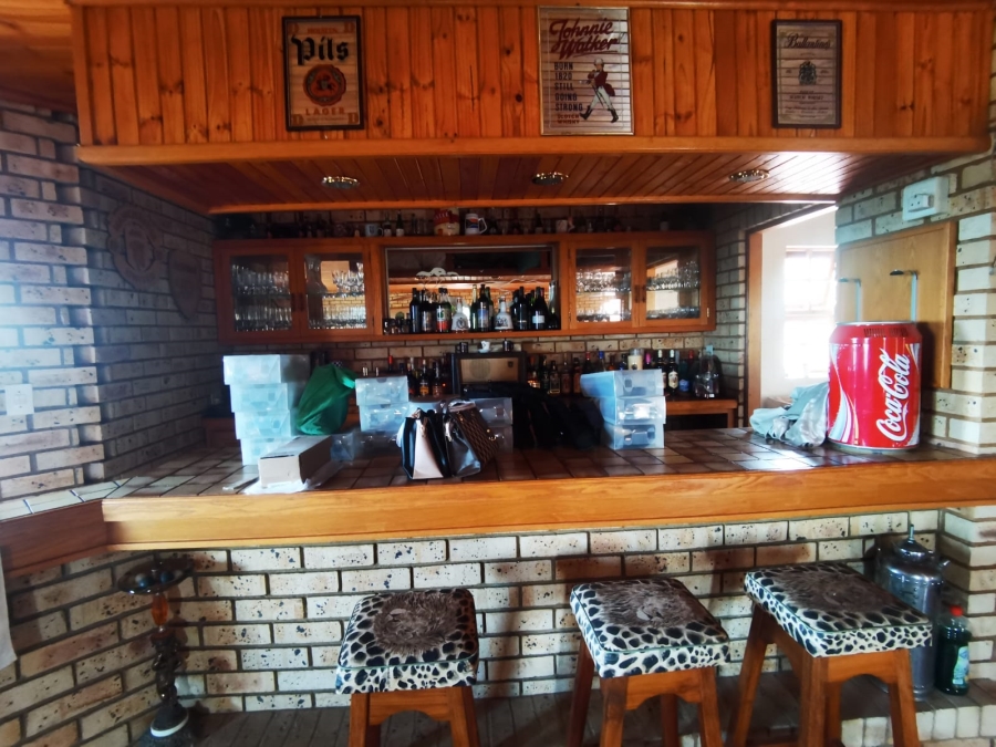 5 Bedroom Property for Sale in Magalieskruin Gauteng