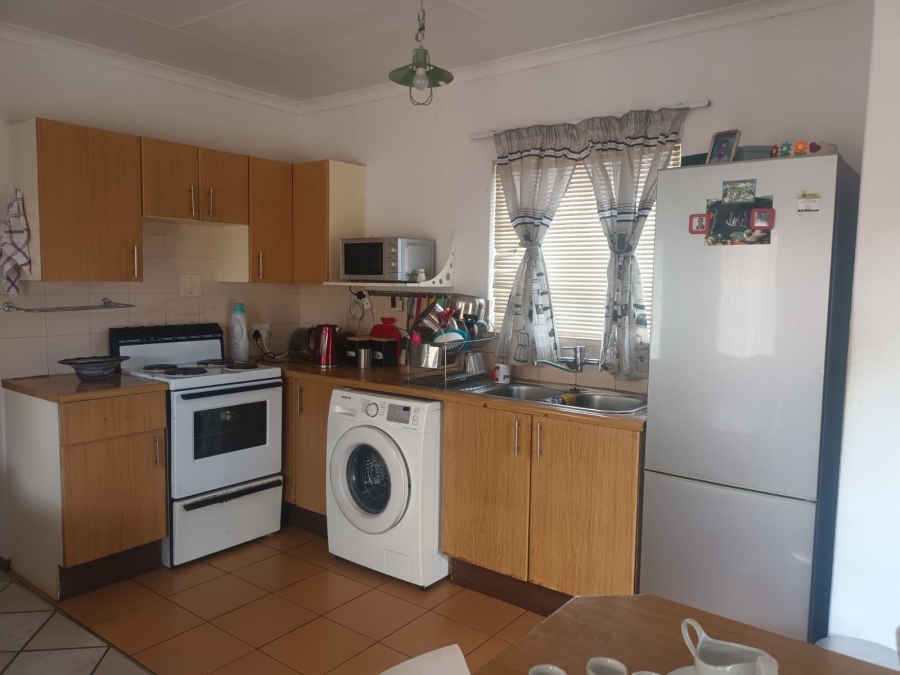 2 Bedroom Property for Sale in Hesteapark Gauteng
