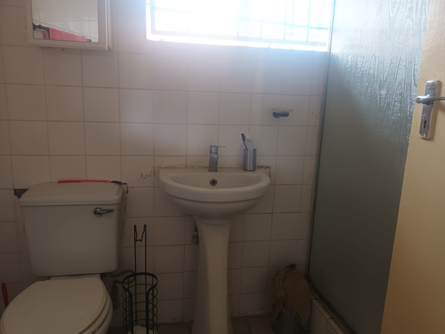 2 Bedroom Property for Sale in Hesteapark Gauteng